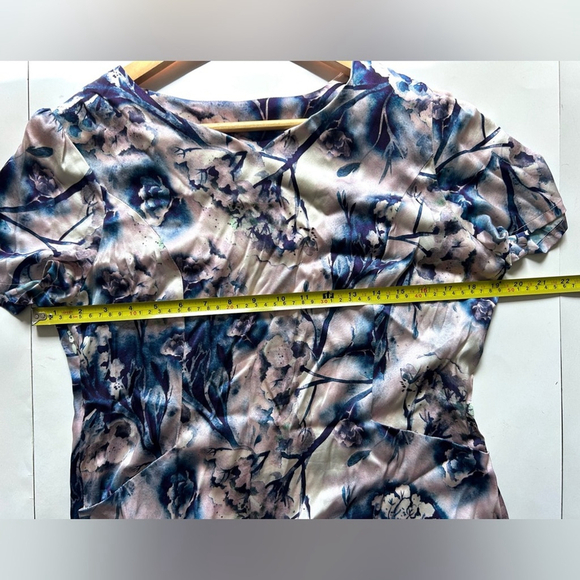 Silk Floral Short Sleeve Dress print - Picture 4 of 7